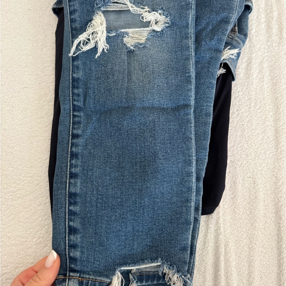 Abercrombie & Fitch Women's Ripped Blue Skinny Jeans (petite) - Picture 5 of 6